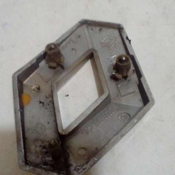 Emblema Renault Megane 2005