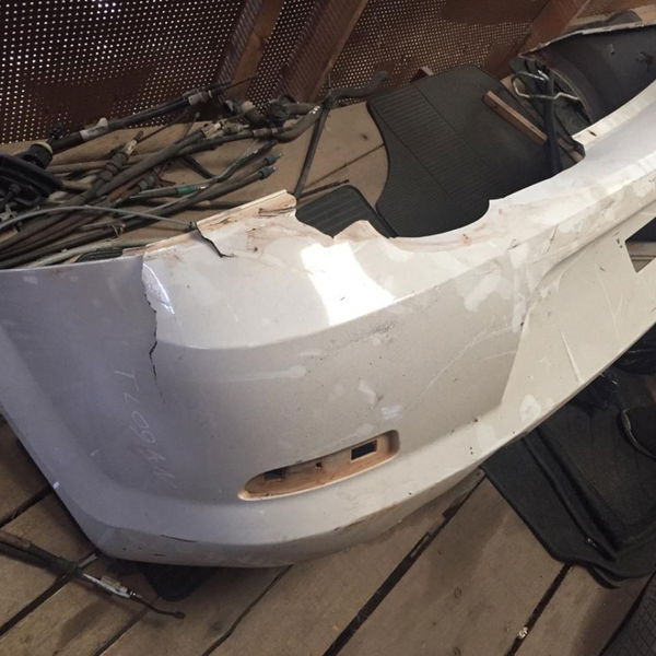 Para Choque Traseiro Renault Logan *avariado