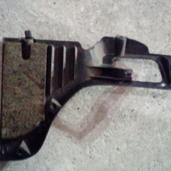 Capa Acabamento Traseiro Esquerdo Megane 7700841432