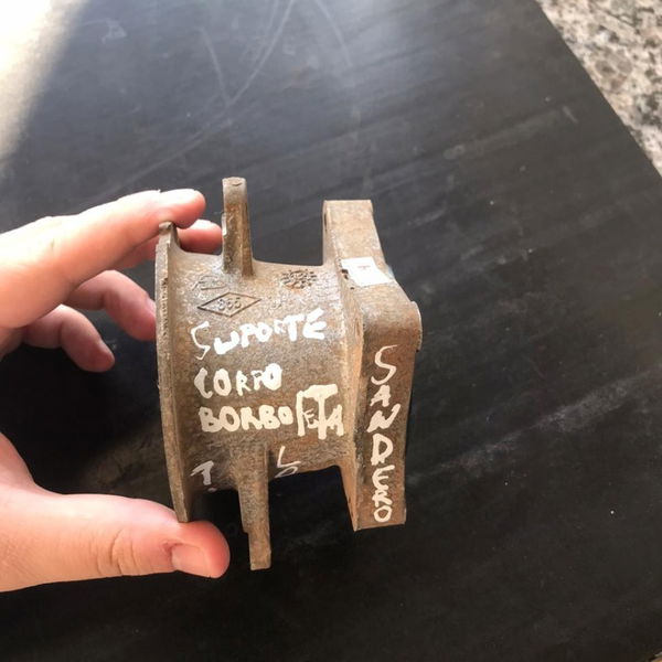 Suporte Corpo Borboleta Tbi Sandero Logan 1.6 8201039738