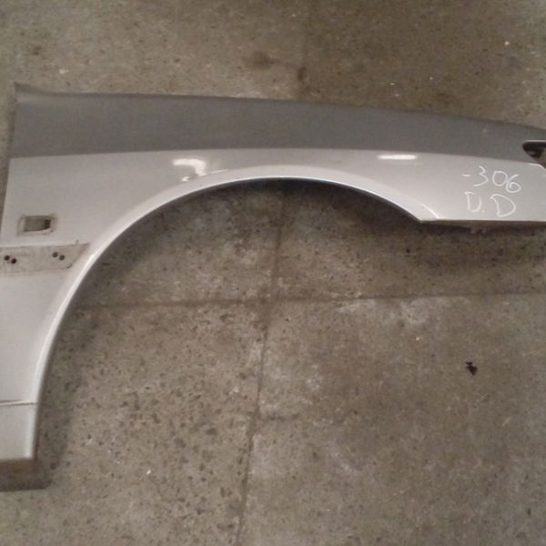 Para Lama Direito Peugeot 306 Sw 1999