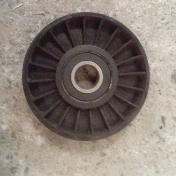 Suporte Do Rolamento Guia Da Correia Do Peugeot 306 95a 2000