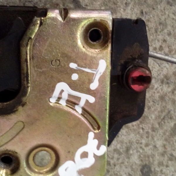 Fechadura Traseira Esquerda Peugeot 306 Sw 1999