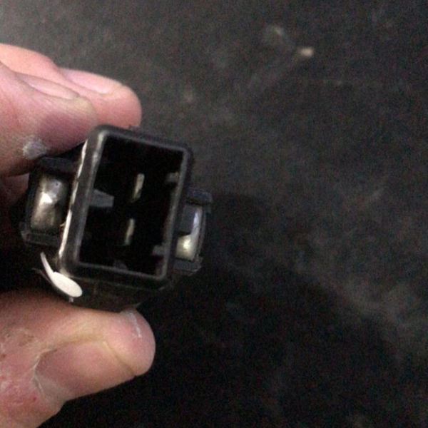 Sensor De Detonação Clio Megane Scenic Sandero Logan Duster