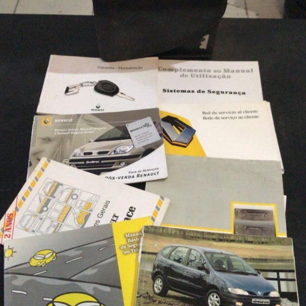 Manual Usuario Renault Scenic Com Case 2000/2001/2002