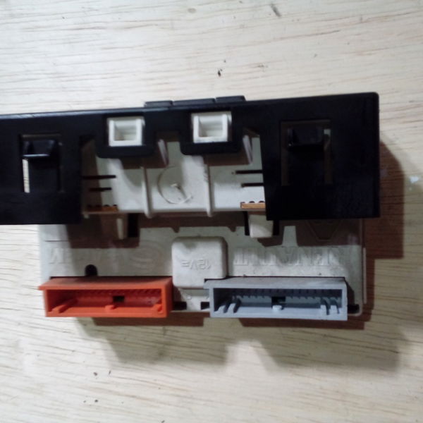 Computador De Bordo Renault Clio Scenic 7700436307