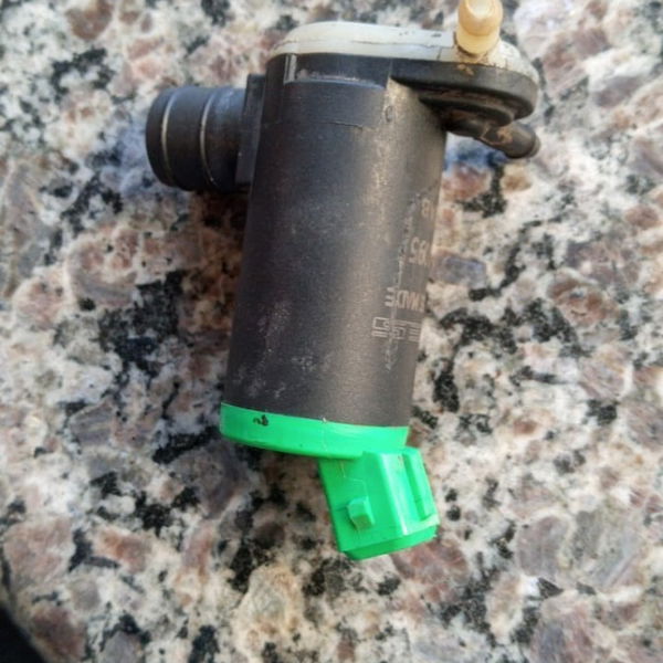 Motor Reservatorio Agua Para Brisa Peugeot 207