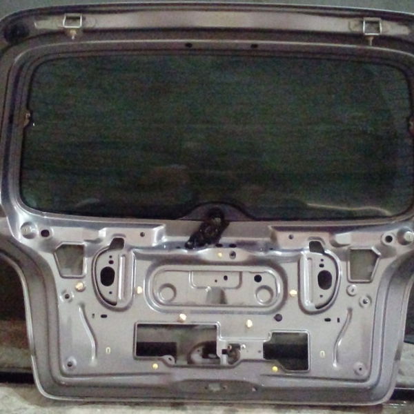 Tampa Traseira Renault Scenic Ano 2000
