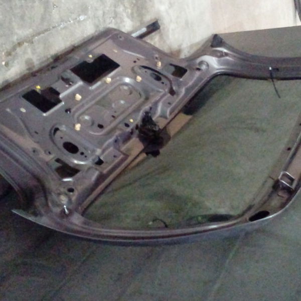 Tampa Traseira Renault Scenic Ano 2000