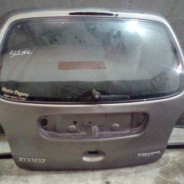 Tampa Traseira Renault Scenic Ano 2000