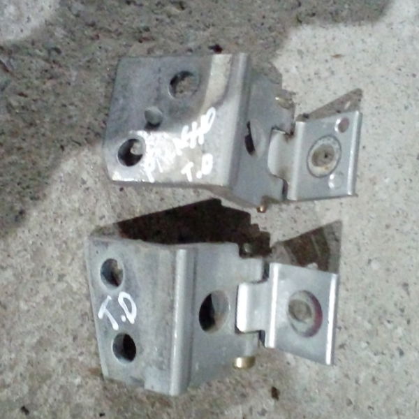 Dobradiça De Porta Traseira Direita Xsara Picasso Unidade