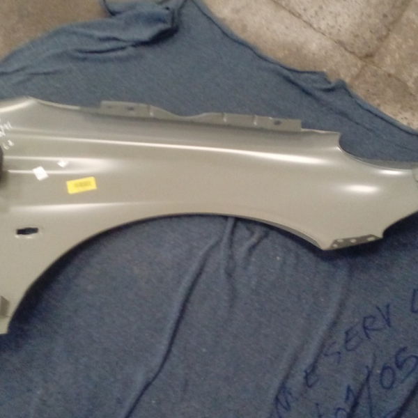 Para Lama Esquerdo Peugeot 206 1998/2011 *und