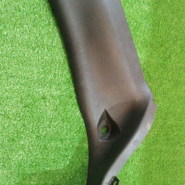 Moldura Coluna Traseira Direita Peugeot 206