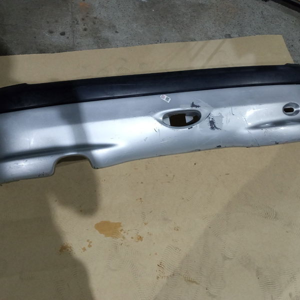 Para Choque Traseiro Peugeot 206 