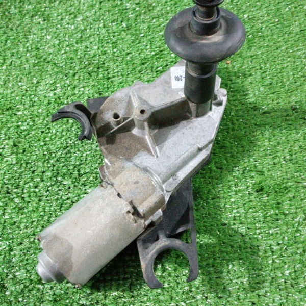 Motor Do Limpador Da Tampa Traseira Avariado Sandero 2014