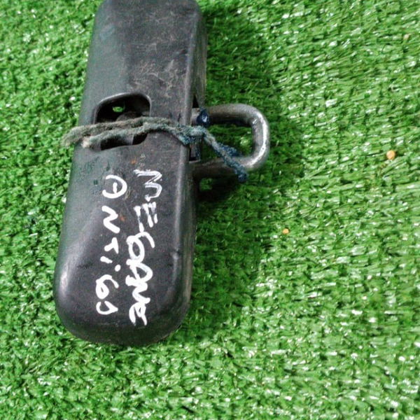Fechadura Trinco Do Porta-malas Megane Antigo Sedan