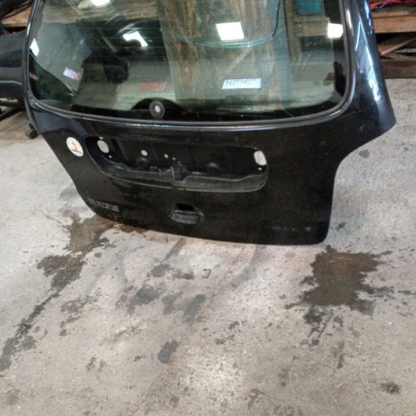 Tampa Traseira Porta Malas Renault Scenic Pequeno Amassado
