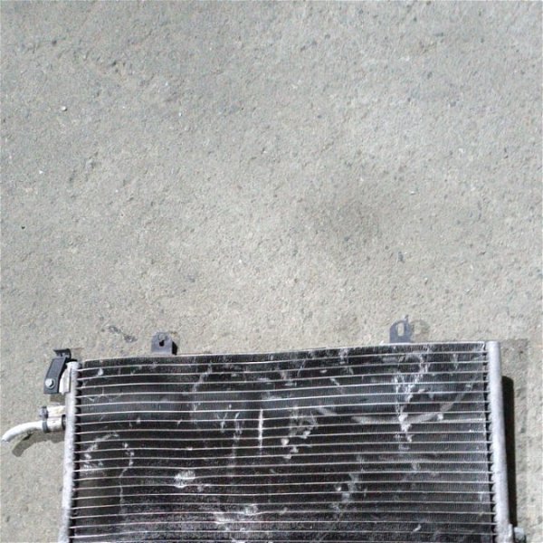 Condensador Radiador Do Ar Condicionado Renault Clio 2000