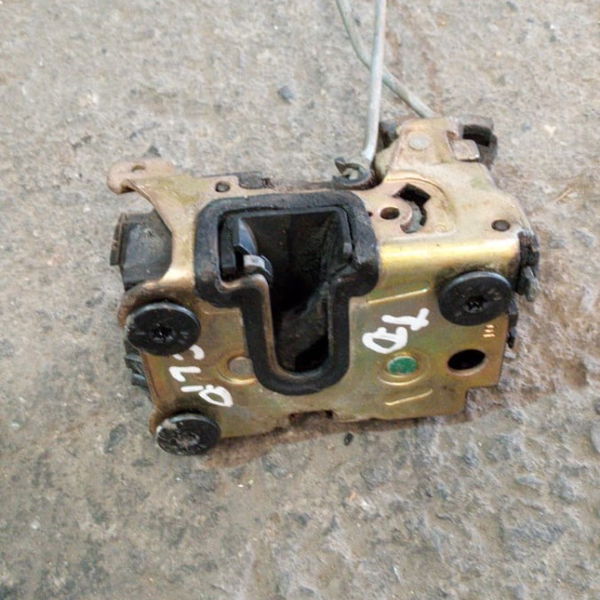 Fechadura Da Porta Traseira Direita Renault Clio