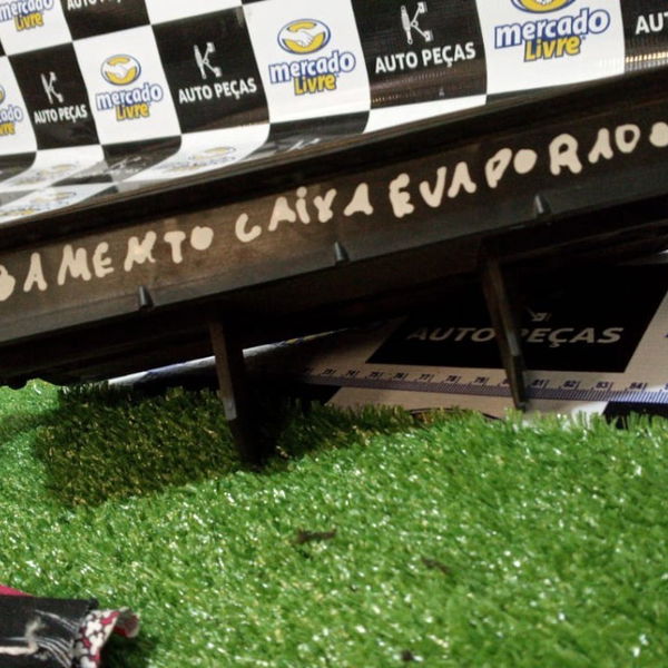 Acabamento Aleta De Ar Caixa Evaporadora Picasso