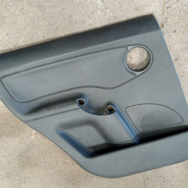 Forro De Porta Traseira Esquerda Citroen C3 2012