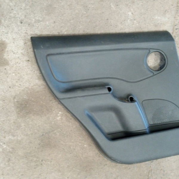 Forro De Porta Traseira Esquerda Citroen C3 2012