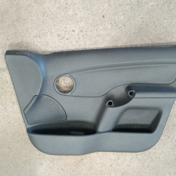Forro De Porta Dianteiro Direito Citroen C3 2012