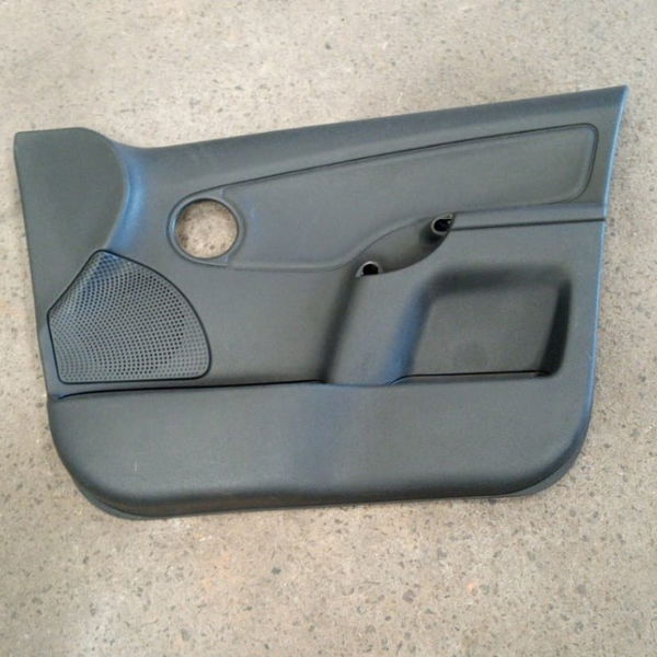 Forro De Porta Dianteiro Direito Citroen C3 2012