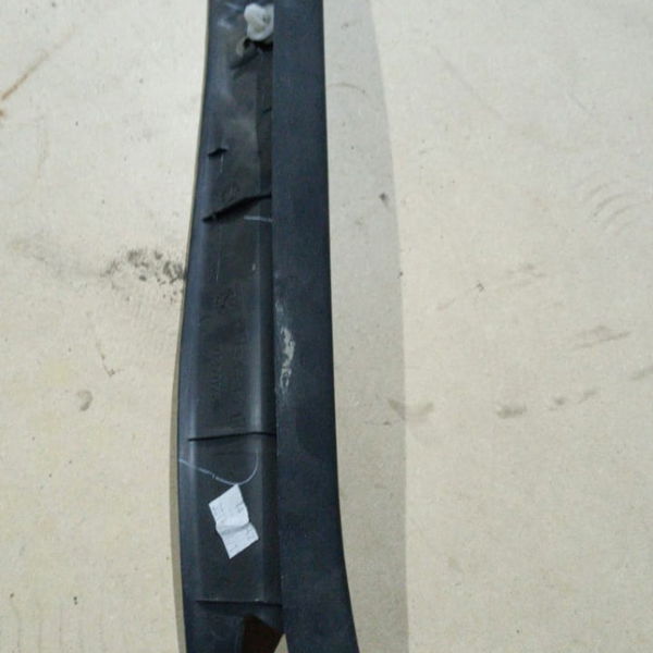Acabamento Tampa Traseira Lado Esquerdo Citroen C3 2012