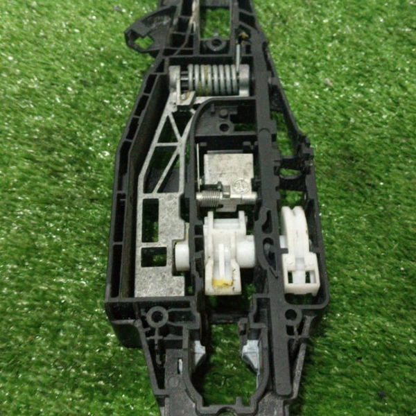 Suporte Da Maçaneta Dianteira Direita C4 Lounge 2013