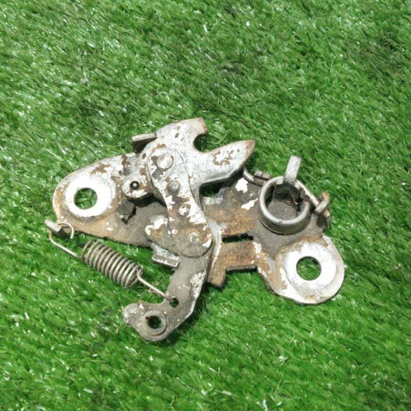 Fechadura Do Capô Peugeot 306 97