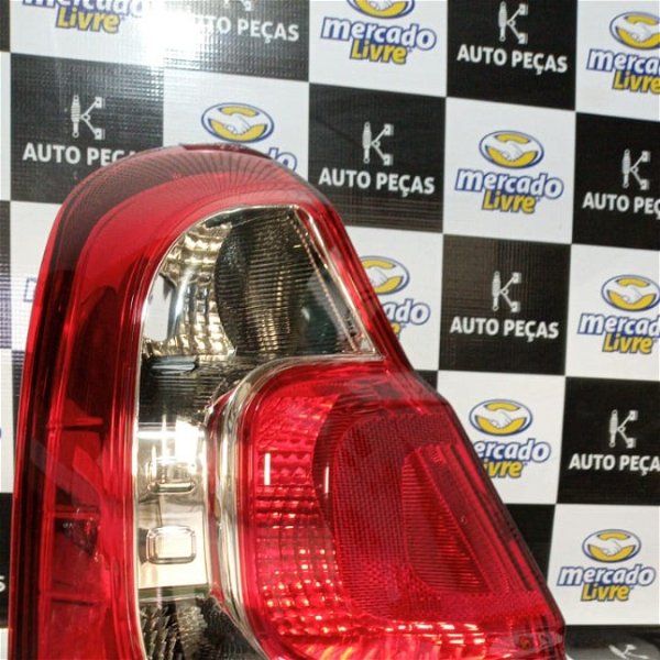Lanterna Traseira Esquerda Renault Clio Hatch 2013...... 