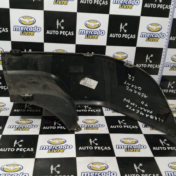 Acabamento Para Choque Traseiro Dir Megane Grand Tour 2012
