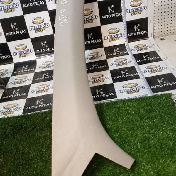 Acabamento Da Coluna Dianteira Direita Peugeot 206
