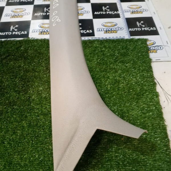 Acabamento Da Coluna Dianteira Direita Peugeot 206