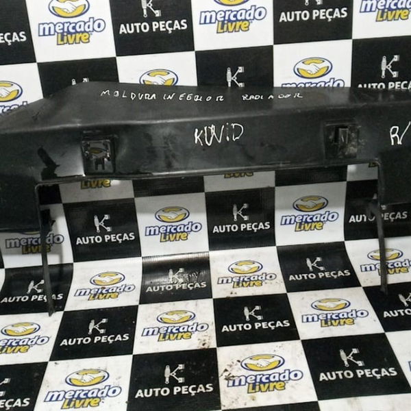 Moldura Inferior Do Radiador Kwid 2018 Com Detalhes