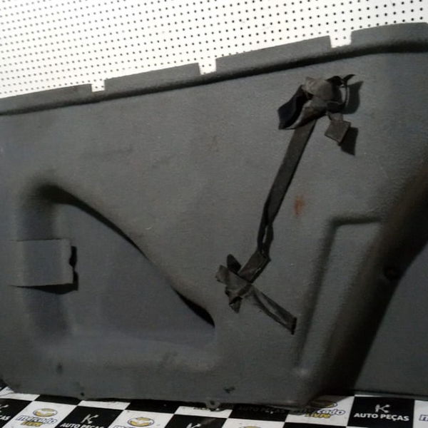 Acabamento T.d Da Lateral Porta-malas Citroen Picasso 2005