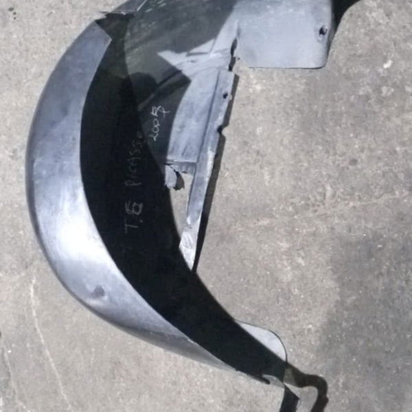 Para Barro Traseiro Esquerdo Picasso 2004 Avariado