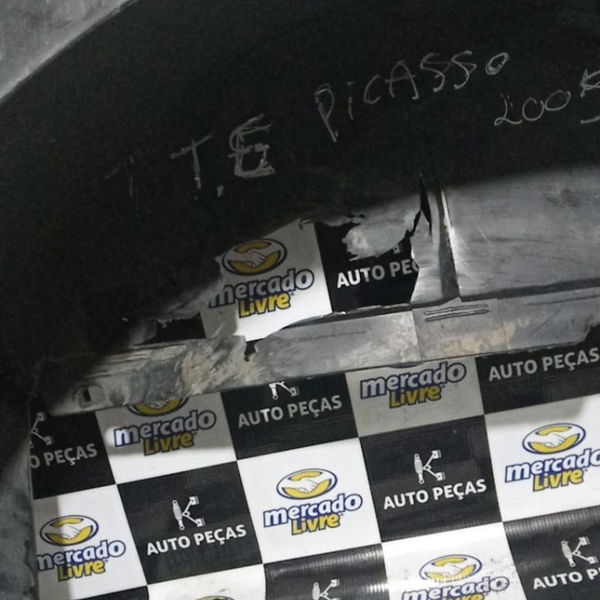 Para Barro Traseiro Esquerdo Picasso 2004 Avariado