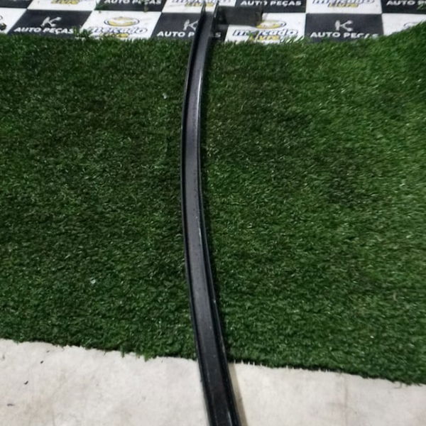 Calha De Vidro Traseira Esquerda Renault Fluence 2015