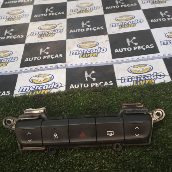 Botão Vidro Elétrico E Pisca Alerta Renault Kwid 2018