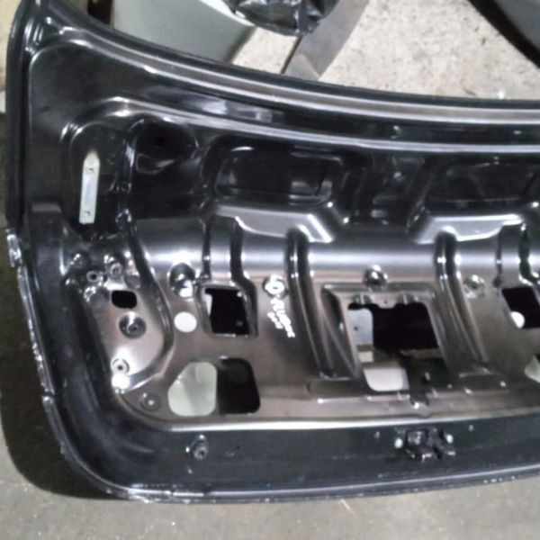 Tampa Traseira Renault Fluence 2015