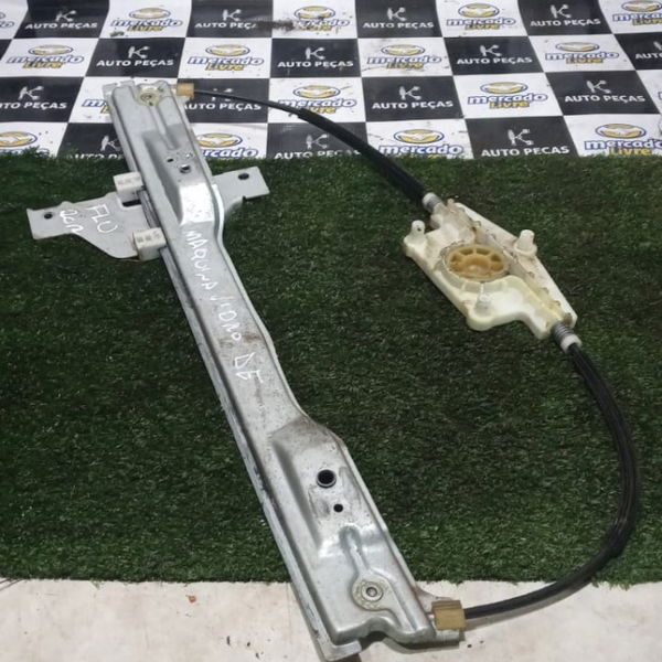 Máquina De Vidro Dianteiro Esquerdo Fluence 2015