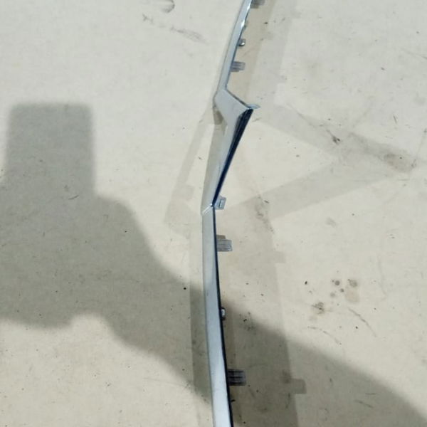 Emblema Símbolo Da Grade Do Para Choque C4 Pallas