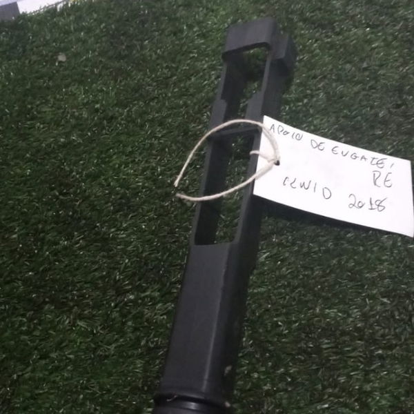Apoio De Engate Da Ré Do Kwid 2018