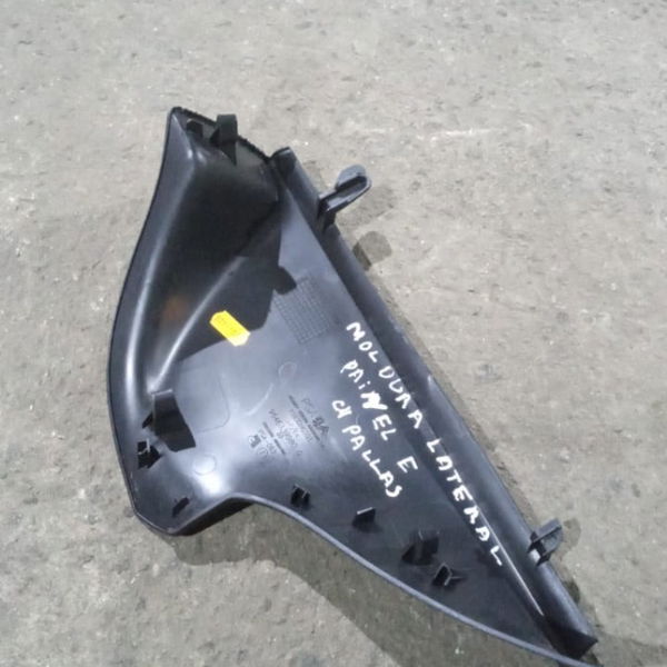Moldura Lateral Do Painel Lado Esquerdo C4 Pallas