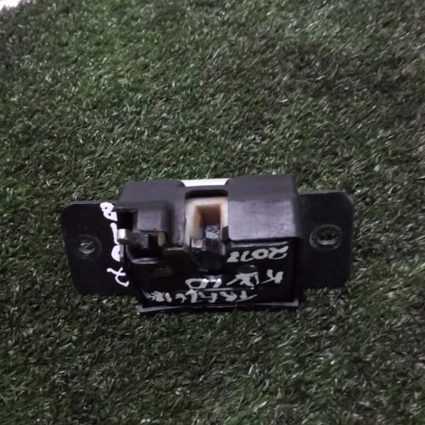 Fechadura Do Porta-mala Kwid 2018