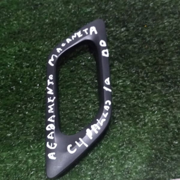 Acabamento Maçaneta Dianteira Direita C4 Pallas 2012