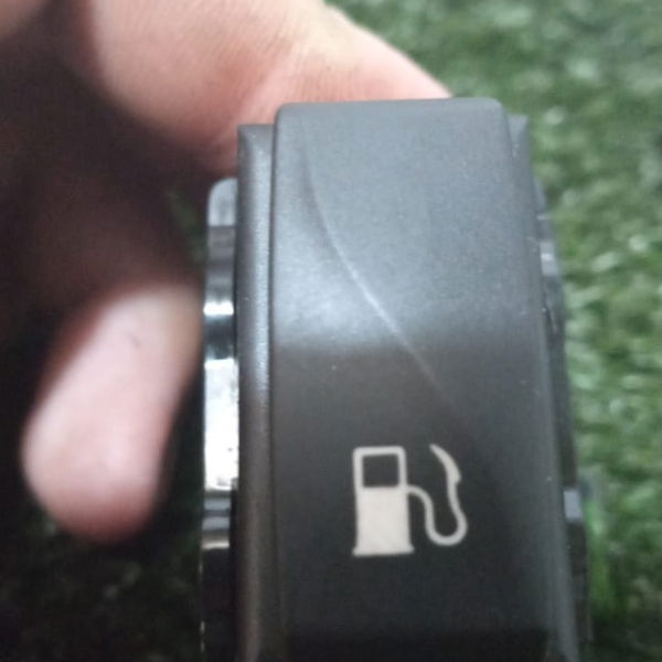 Botão Que Abre O Tanque De Combustível Fluence 2015