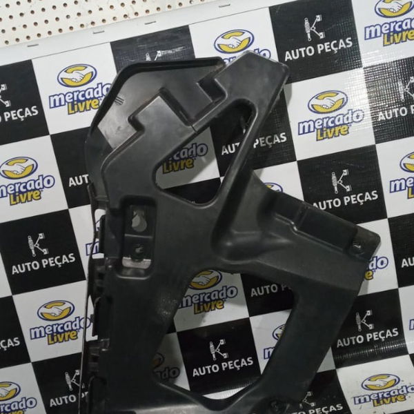 8200146044 - Suporte P/choque Tras. Esq. Megane Grand Tour